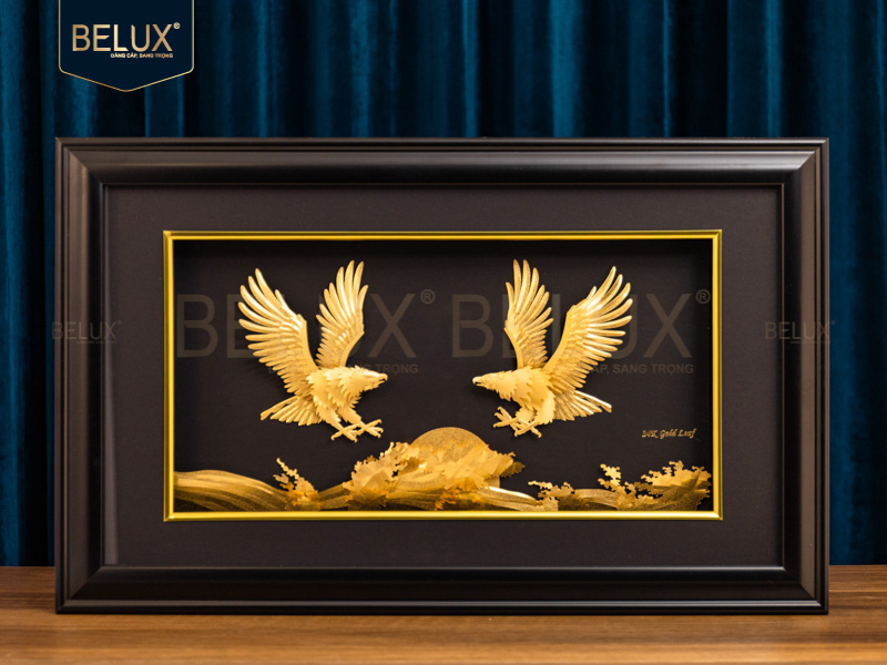 Tranh đôi đại bàng tung cánh dát vàng 58x36cm